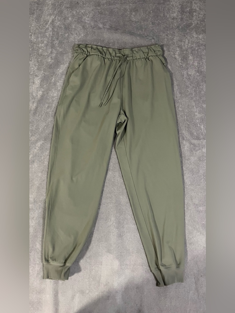 Lululemon Stretch High-Rise Jogger Full Length Grey Sage Size 12
